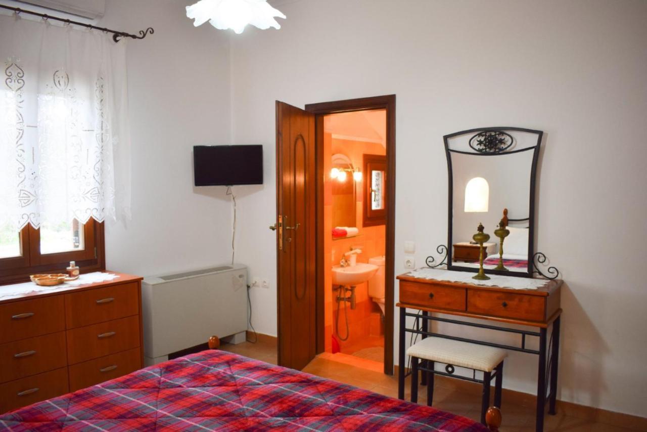 Sunshine House For 9, Cozy Set Up,Verandas, Sea View. 카르테라도스 외부 사진