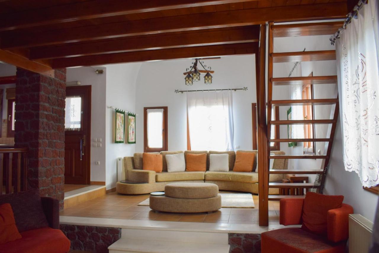 Sunshine House For 9, Cozy Set Up,Verandas, Sea View. 카르테라도스 외부 사진