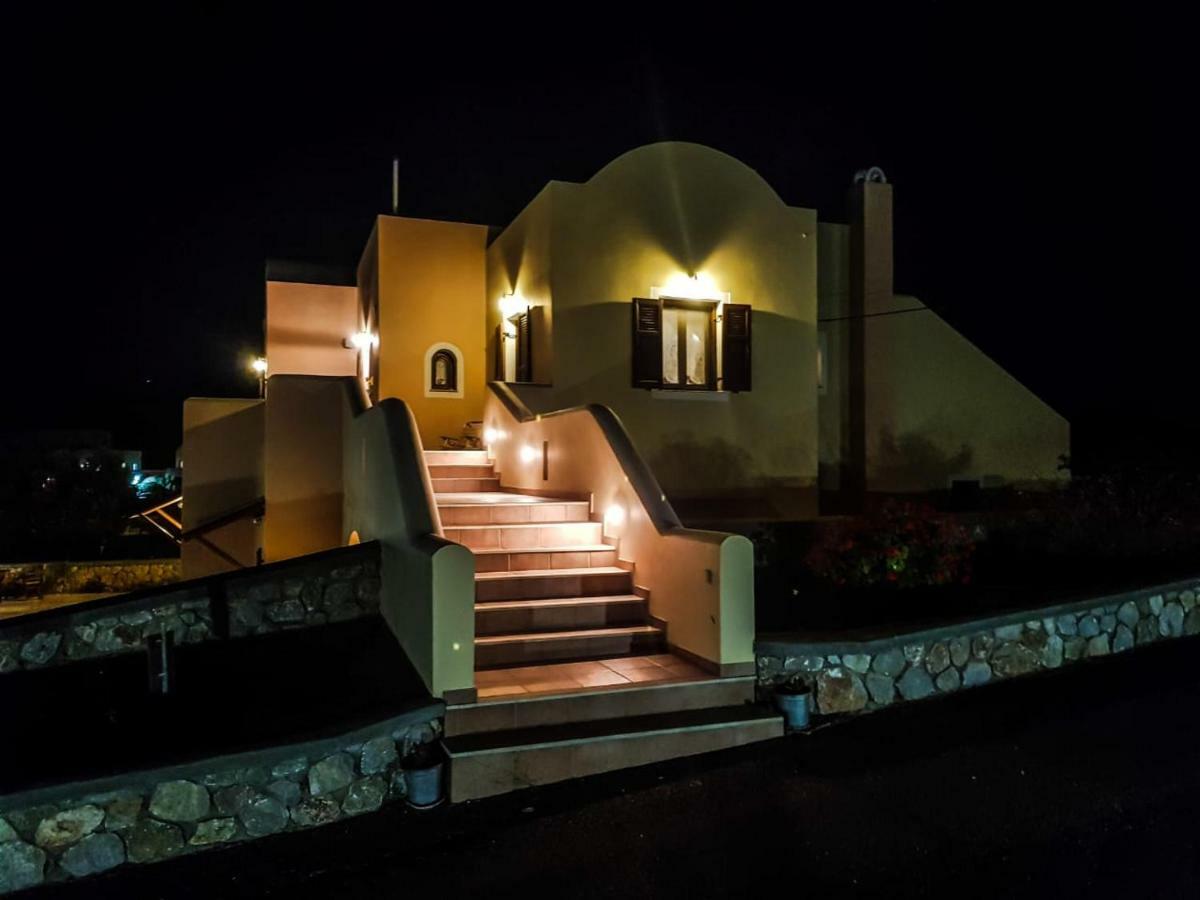 Sunshine House For 9, Cozy Set Up,Verandas, Sea View. 카르테라도스 외부 사진