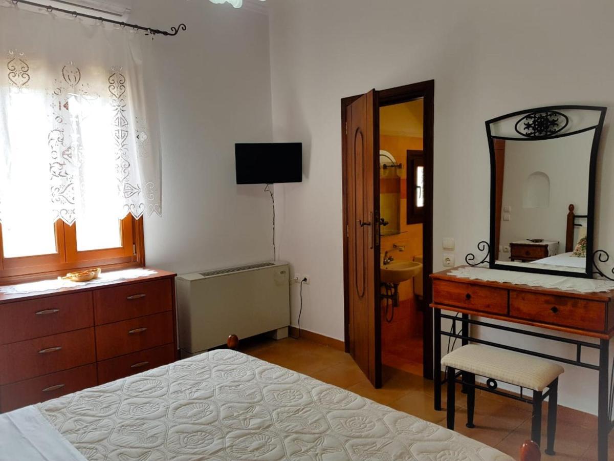Sunshine House For 9, Cozy Set Up,Verandas, Sea View. 카르테라도스 외부 사진
