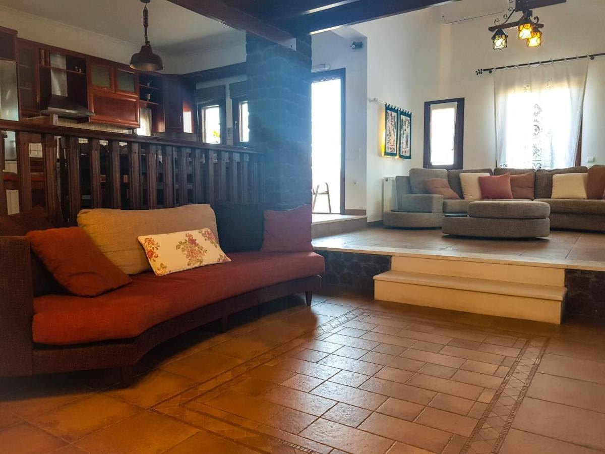 Sunshine House For 9, Cozy Set Up,Verandas, Sea View. 카르테라도스 외부 사진
